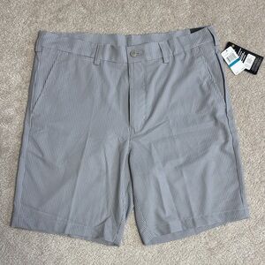 BNWT Men’s PGA Tour Gray Checkered Golf Shorts